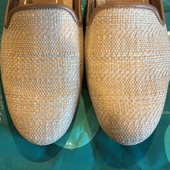Vionic Tan Mules - Picture 4 of 9